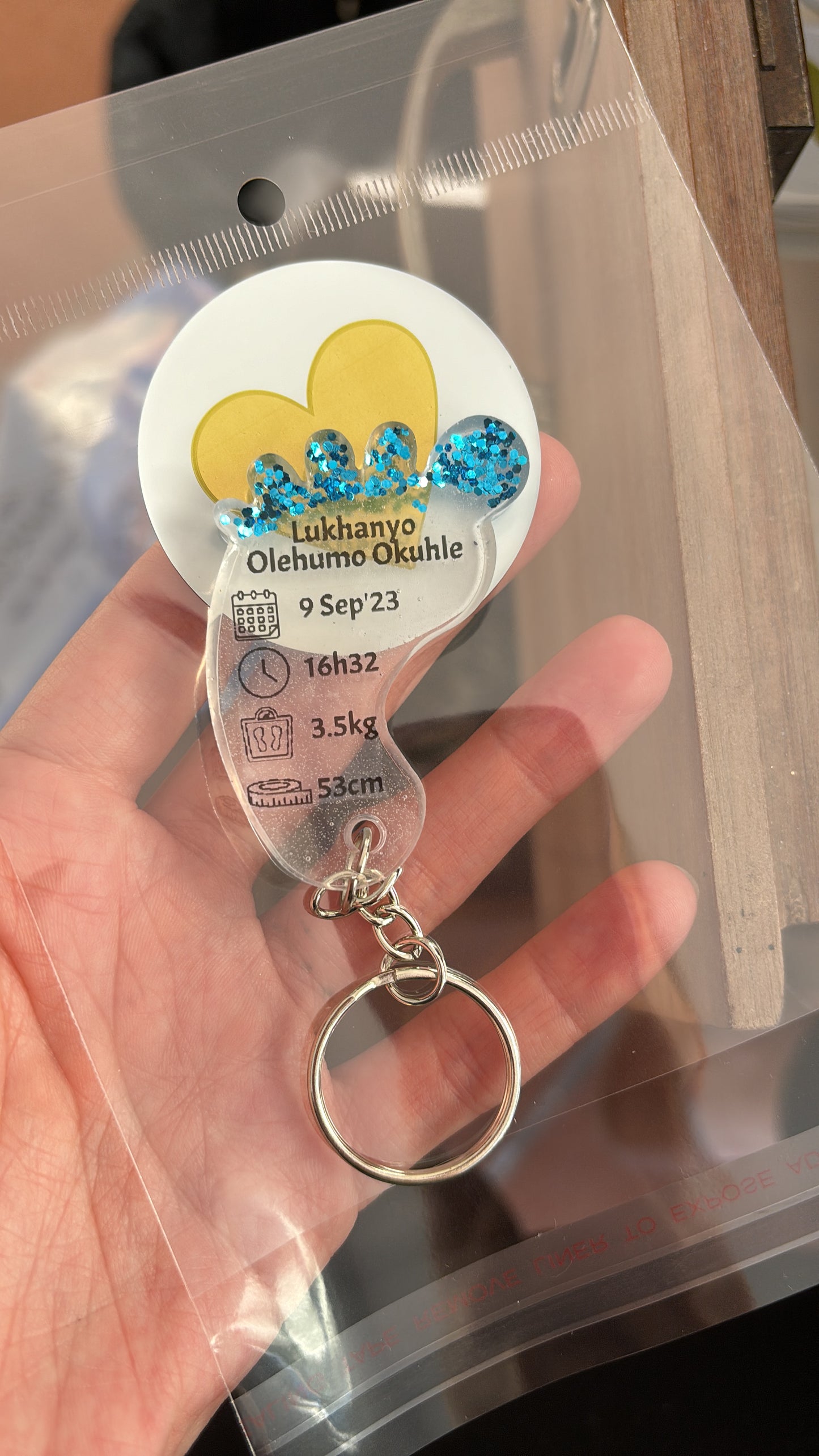 Medium Foot Birth Detail Key Chain Shape A