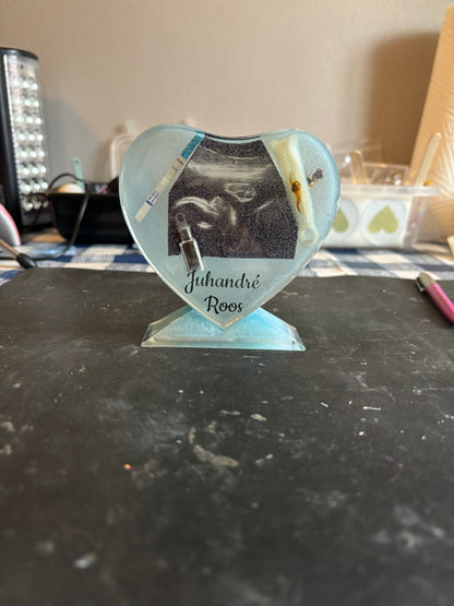 Small Heart on Stand