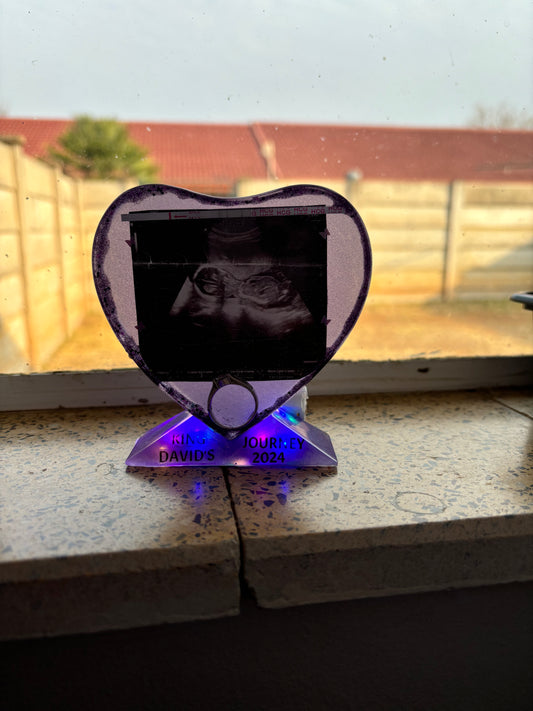 Small Heart on Stand